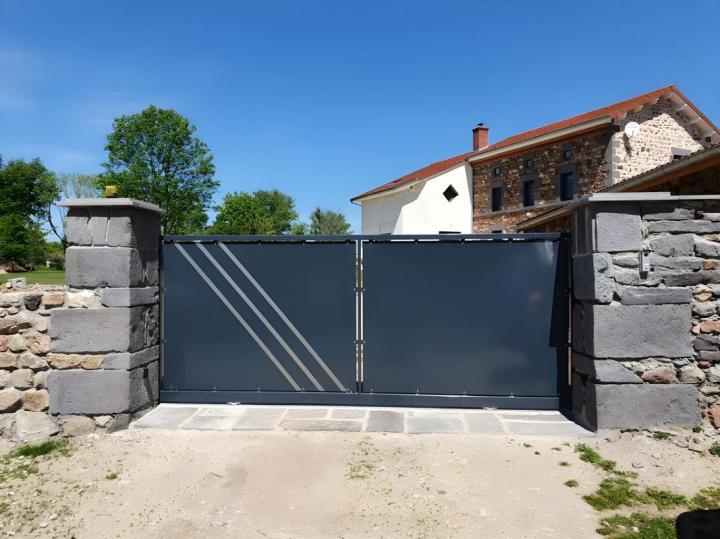 Installation porte de garage Clermont-Ferrand